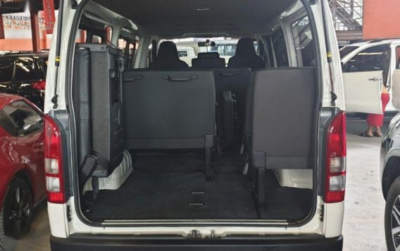 2nd Hand Toyota Hiace 2016 for sale in Quezon City-4