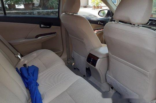 Selling White Toyota Camry 2014 Automatic Gasoline in Parañaque-6
