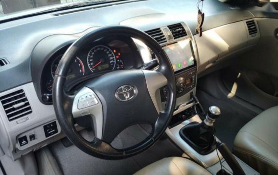 2nd Hand Toyota Altis 2013 for sale in Manila-7