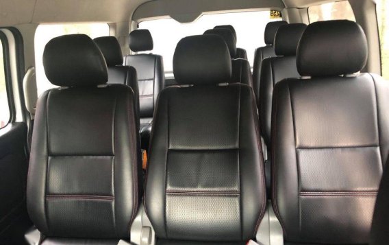 2013 Toyota Hiace for sale in Quezon City-6