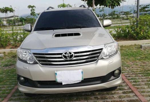 Selling Toyota Fortuner 2013 Automatic Diesel in Talisay