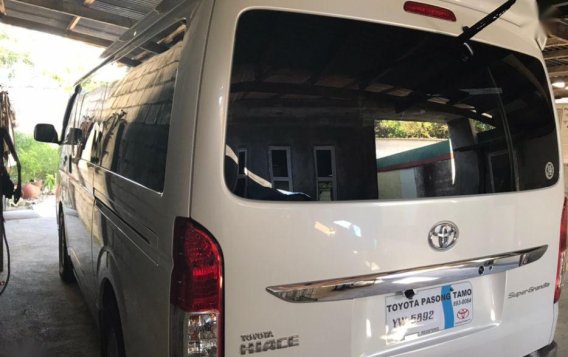 Selling Toyota Hiace 2017 Automatic Diesel in San Fernando-5