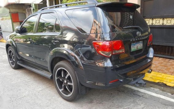 Selling Toyota Fortuner 2013 Automatic Gasoline in Manila-2