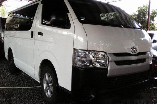 White Toyota Hiace 2017 at 8000 km for sale