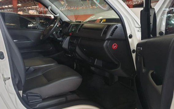 2nd Hand Toyota Hiace 2016 for sale in Quezon City-7