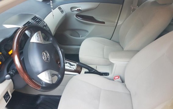 2nd Hand Toyota Altis 2013 at 90000 km for sale-5