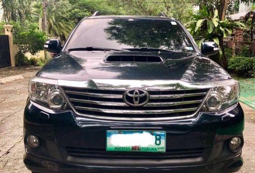 Toyota Fortuner 2013 Automatic Diesel for sale in Quezon City-2