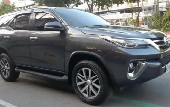 Selling Toyota Fortuner 2017 Automatic Diesel in Quezon City-3