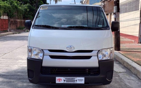 Toyota Hiace 2017 Manual Diesel for sale in Manila-2