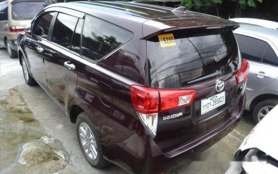Sell Red 2017 Toyota Innova Manual Diesel at 10000 km-2