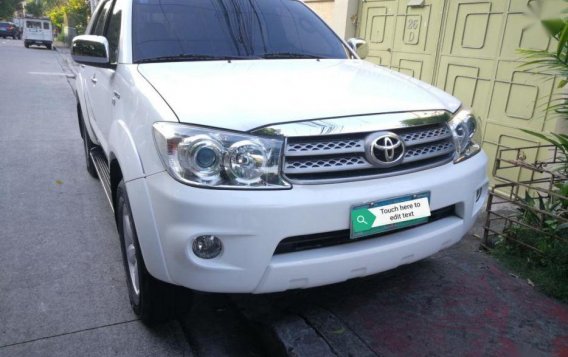 Selling 2nd Hand Toyota Fortuner 2009 in Manila-3