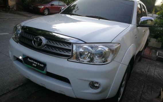 Selling 2nd Hand Toyota Fortuner 2009 in Manila-2