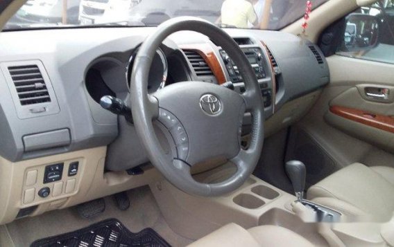 Sell Black 2010 Toyota Fortuner at 62000 km in Pasig-5