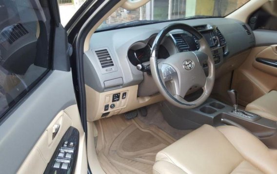 Selling Toyota Fortuner 2013 Automatic Gasoline in Manila-5