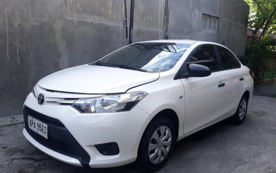 2nd Hand Toyota Vios 2015 at 30000 km for sale-1