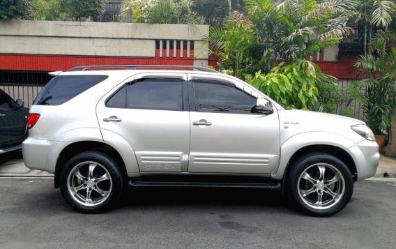 Selling 2nd Hand Toyota Fortuner 2006 in Quezon City-6