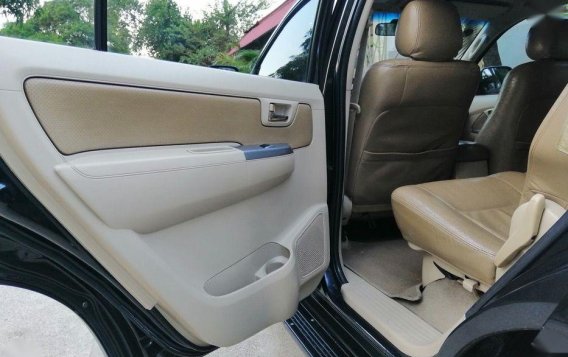 Selling Toyota Fortuner 2006 Automatic Diesel in Quezon City-5