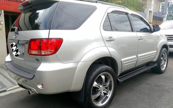 Selling 2nd Hand Toyota Fortuner 2006 in Quezon City-4