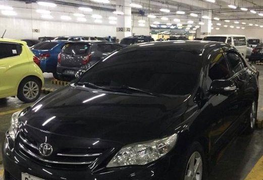 Sell 2nd Hand 2011 Toyota Altis Automatic Gasoline at 70000 km in Silang-1