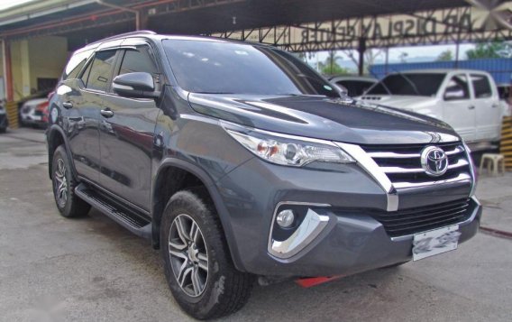2nd Hand Toyota Fortuner 2017 at 18000 km for sale in Mandaue