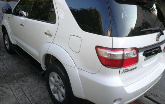 Selling 2nd Hand Toyota Fortuner 2009 in Manila-1