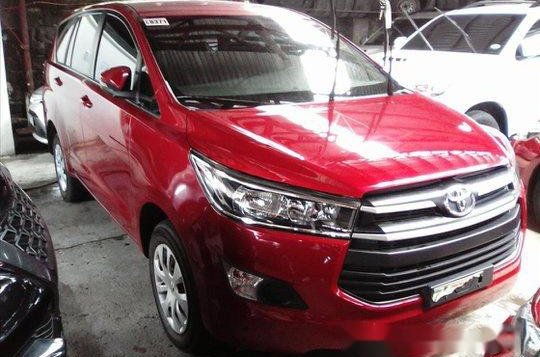 Red Toyota Innova 2017 Manual Diesel for sale in Manila-2
