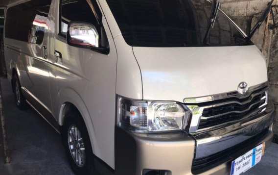 Selling Toyota Hiace 2017 Automatic Diesel in San Fernando-2