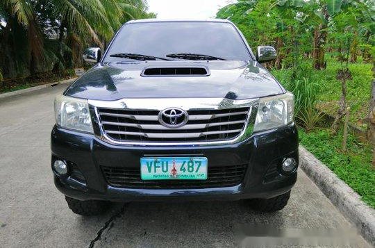 Sell Black 2013 Toyota Hilux at 10000 km in Cebu City-1