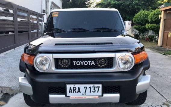 Selling 2nd Hand Toyota Fj Cruiser 2015 in Parañaque-3