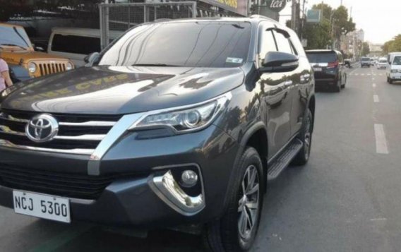 Selling Toyota Fortuner 2017 Automatic Diesel in Quezon City-2