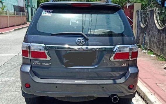 2009 Toyota Fortuner for sale in Manila-6