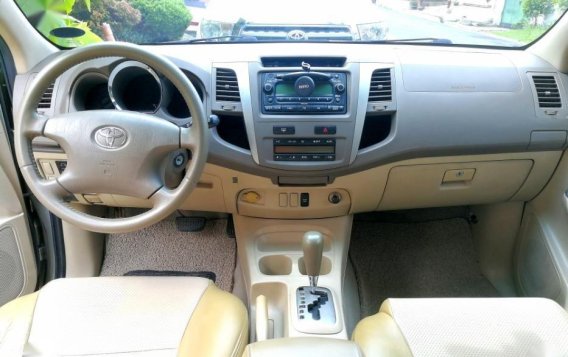 Selling 2nd Hand Toyota Fortuner 2006 in Quezon City-3