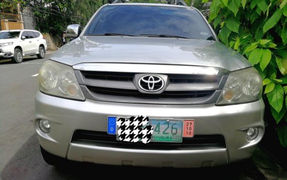 Selling 2nd Hand Toyota Fortuner 2006 in Quezon City-7