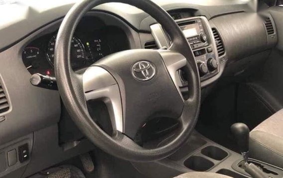 Selling Toyota Innova 2012 Automatic Diesel in Makati-6