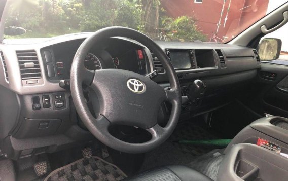 2013 Toyota Hiace for sale in Quezon City-5