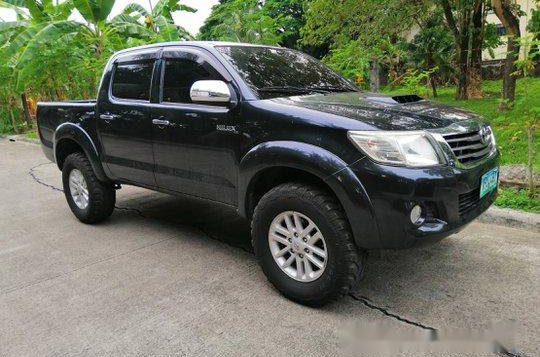 Sell Black 2013 Toyota Hilux at 10000 km in Cebu City