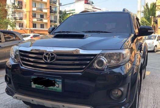 Selling 2nd Hand Toyota Fortuner 2014 in Quezon City