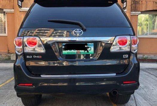 Selling 2nd Hand Toyota Fortuner 2014 in Quezon City-4