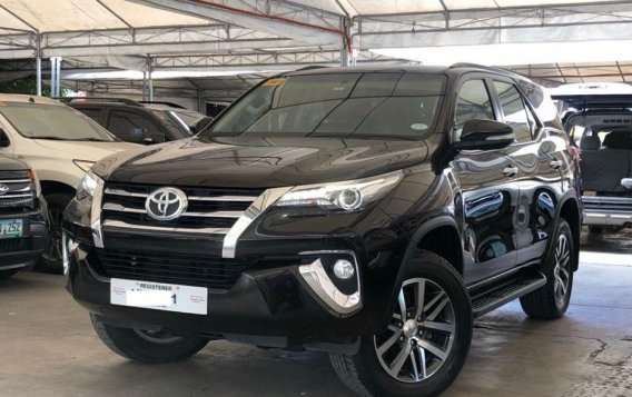 Selling Toyota Fortuner 2017 Automatic Diesel in Makati-1