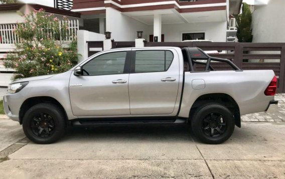 Selling 2nd Hand Toyota Hilux 2016 at 18000 km in Parañaque-1