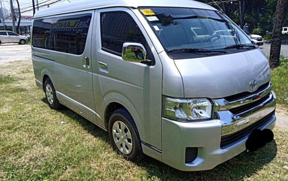 Selling Toyota Hiace 2015 Automatic Diesel in Pasay-1