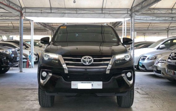 Selling Toyota Fortuner 2017 Automatic Diesel in Makati-6