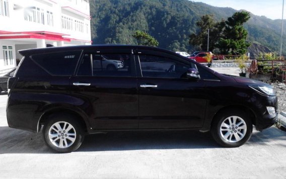 Selling 2nd Hand Toyota Innova 2018 Automatic Diesel at 21000 km in Baguio-2