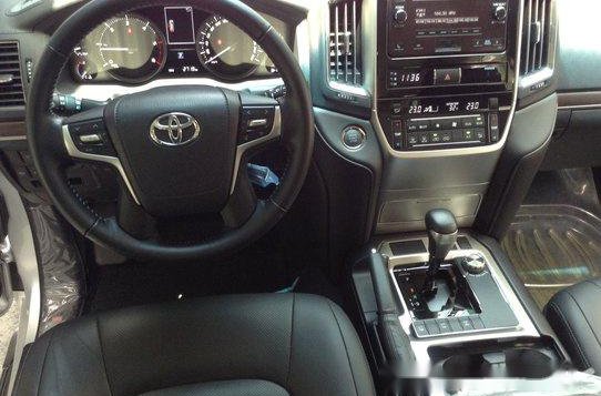 Silver Toyota Land Cruiser 2018 at 2719 km for sale-6