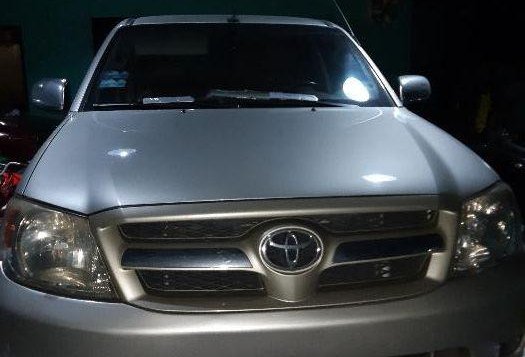 Selling 2nd Hand Toyota Hilux 2008 in Angeles