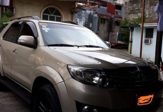 Selling 2nd Hand Toyota Fortuner 2015 in Pasay-1