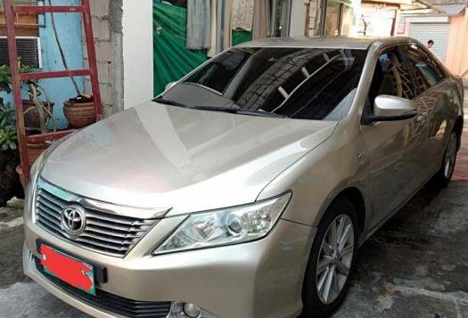 Selling Toyota Camry 2013 Automatic Gasoline in Quezon City-2
