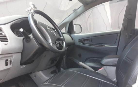 2005 Toyota Innova for sale in Quezon City-6