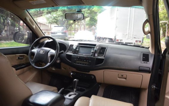 Sell 2nd Hand 2014 Toyota Fortuner at 50000 km in Quezon City-4