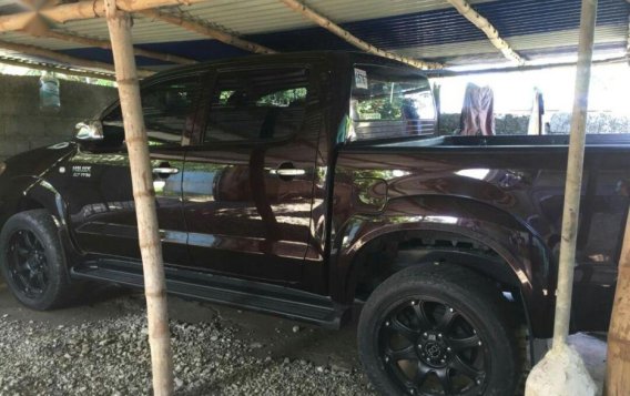 Selling Toyota Hilux 2006 Automatic Gasoline in Calamba-5